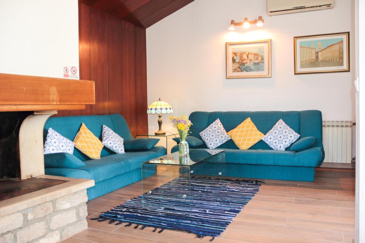 Holiday Home Laurea Supetar Zewnętrze zdjęcie